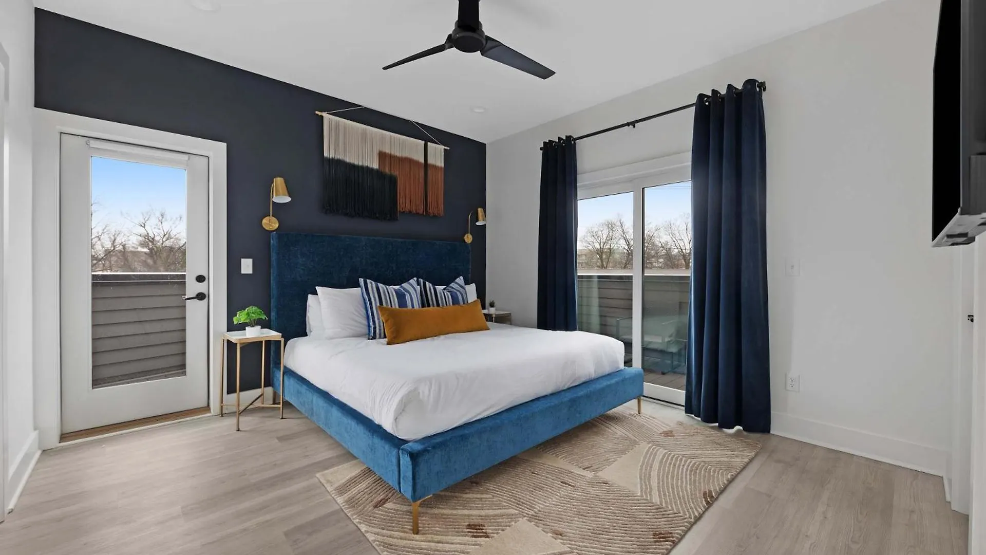 The Iris - Walk To Dining And Nightlife Plus Rooftop! Ferienhaus